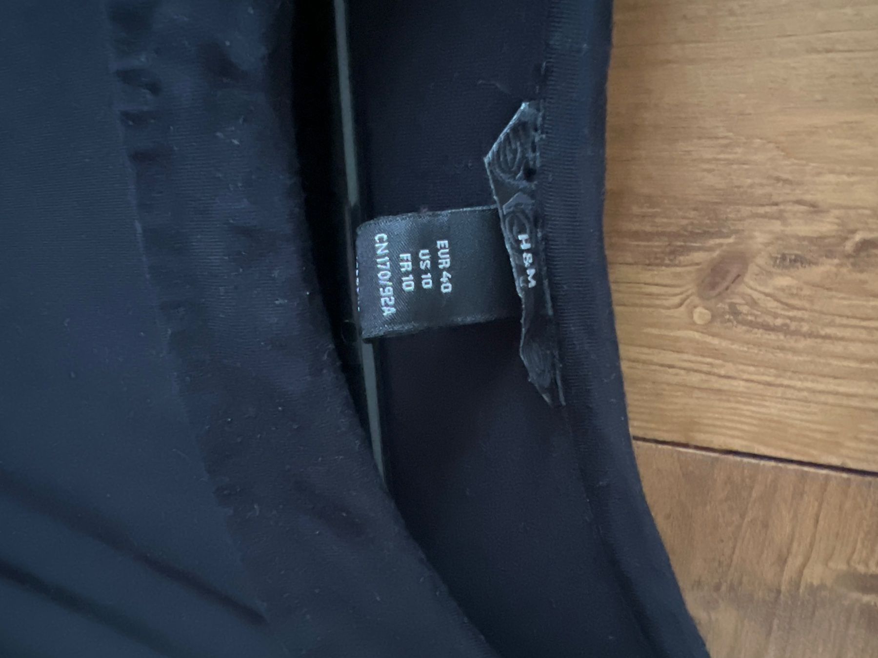 H&M Vestiti: Schwarzes Kleid H&M Gr. 40 – Usato da Winterthur venduto da britsi 1