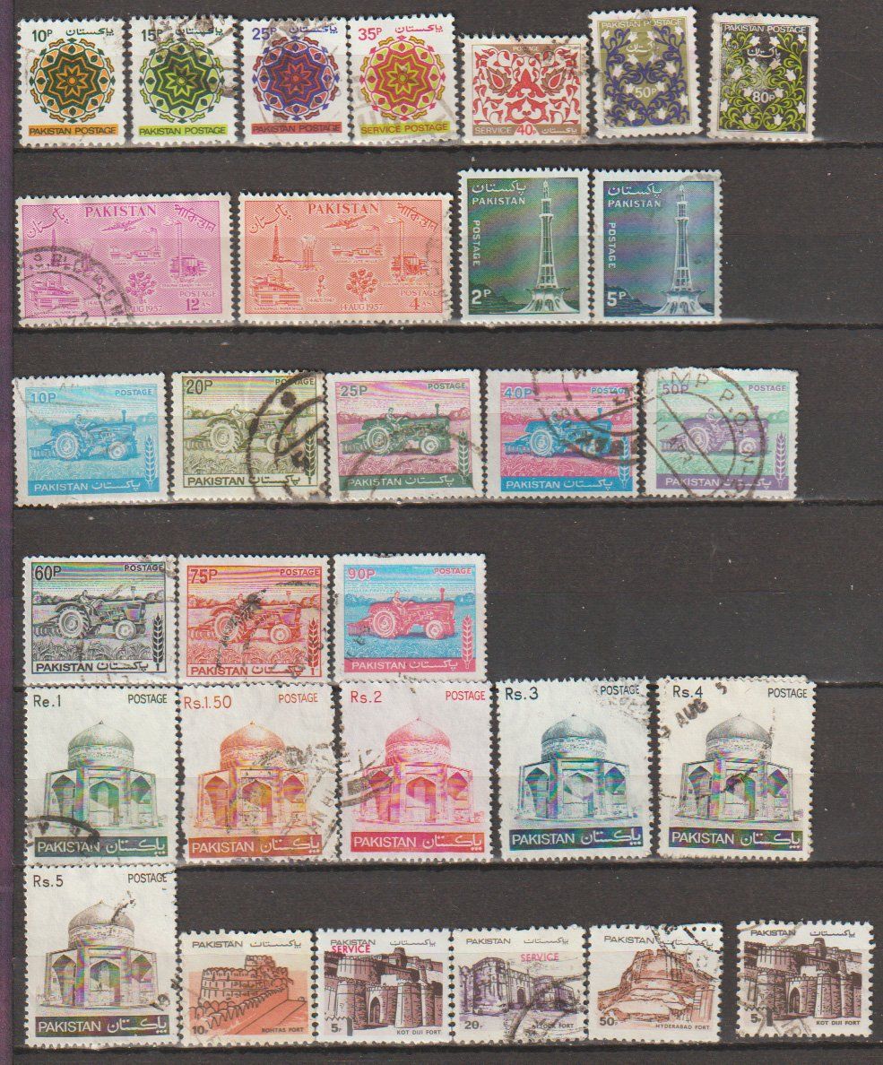 Tutti i francobolli: Pakistan Série Ancienne Diverses Valeurs – Usato da Crans-Montana venduto da kira56 2