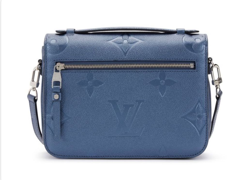 Louis Vuitton Borse: Louis Vuitton Pochette Metis Navy Nacre Empreinte Monogram – Nuovo (secondo la descrizione) da Grindelwald venduto da ricarda1970 2
