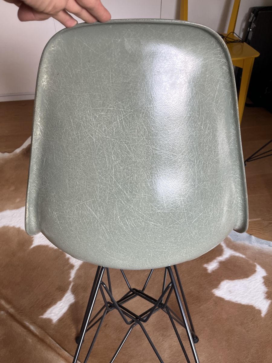 Vitra Sedie: Vitra Eames Side Chair Schale, vintage, seafoam, eiffel base – Usato da Bellach venduto da jba03 1