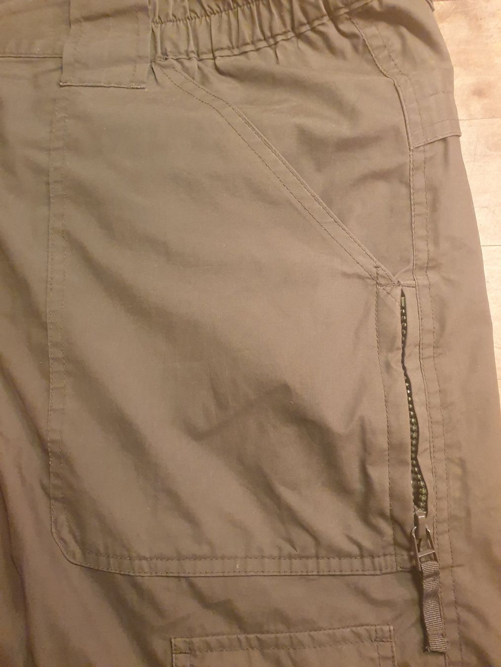 Pantaloni: CANDA Freizeithose oliv Grösse 56 – Usato da Zürich venduto da loosebone 3