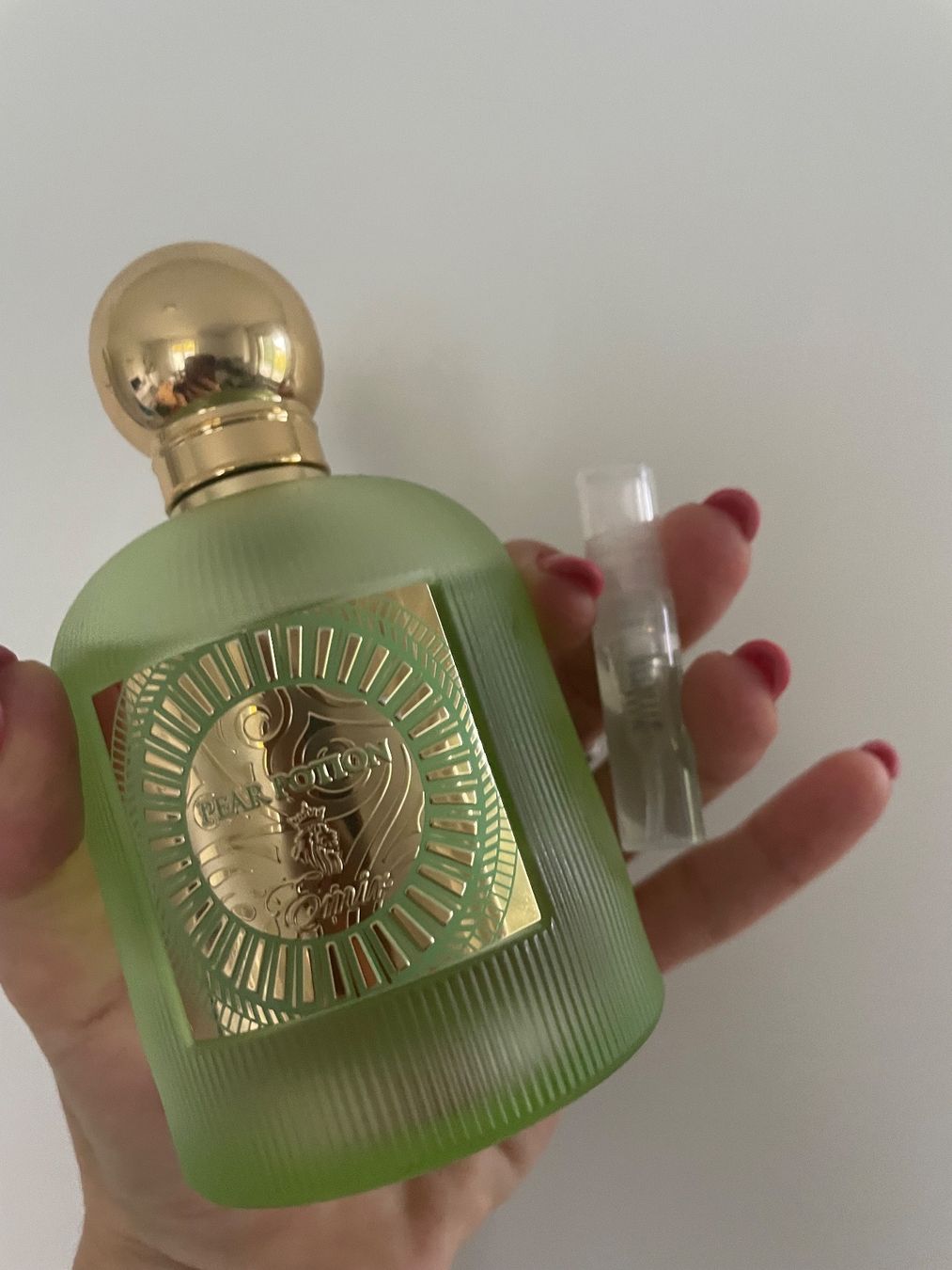 Profumi & Eau de Toilette: PARIS CORNER EMIR PEAR POTION 2ML Abfüllung – Usato da Zürich venduto da deruja