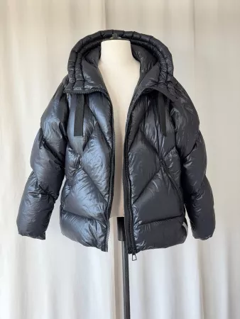 IQ Studio Daunenjacke schwarz 42 (XL)