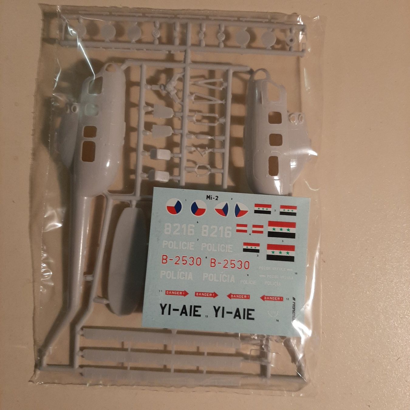Modellbausätze & Standmodelle: 2687 ... MIL Mi-2 ... Aero 7203 – Neu (gemäss Beschreibung) aus Bonstetten von Benibanny59 4