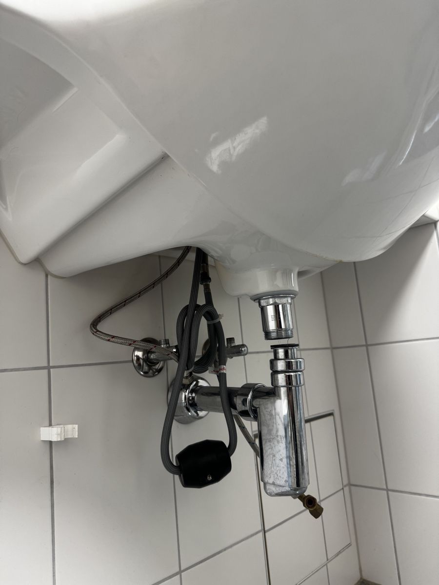 Laufen Lavabi & lavandini: Lavabo von Laufen – Usato da Birsfelden venduto da sla_w62j 3