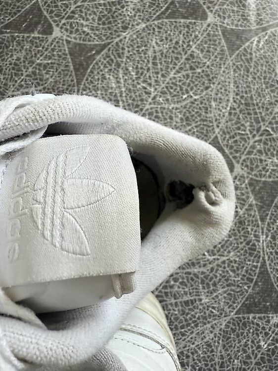 Adidas Scarpe da donna: Adidas Schuhe, weiss, gebraucht, Gr. 37.5Schnäppchen! – Usato da Luzern venduto da Lorena.haj 2