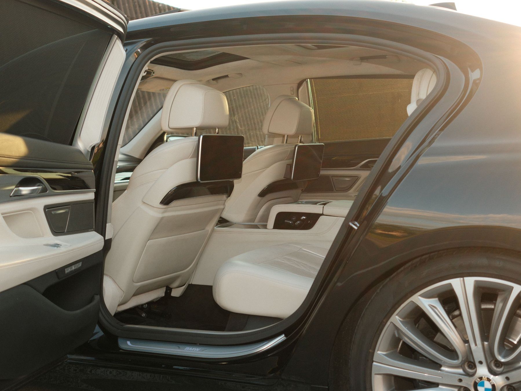 BMW Automobili: BMW 730Ld xDrive Steptronic (Langversion) – Usato da Heerbrugg venduto da Rheintal0 6
