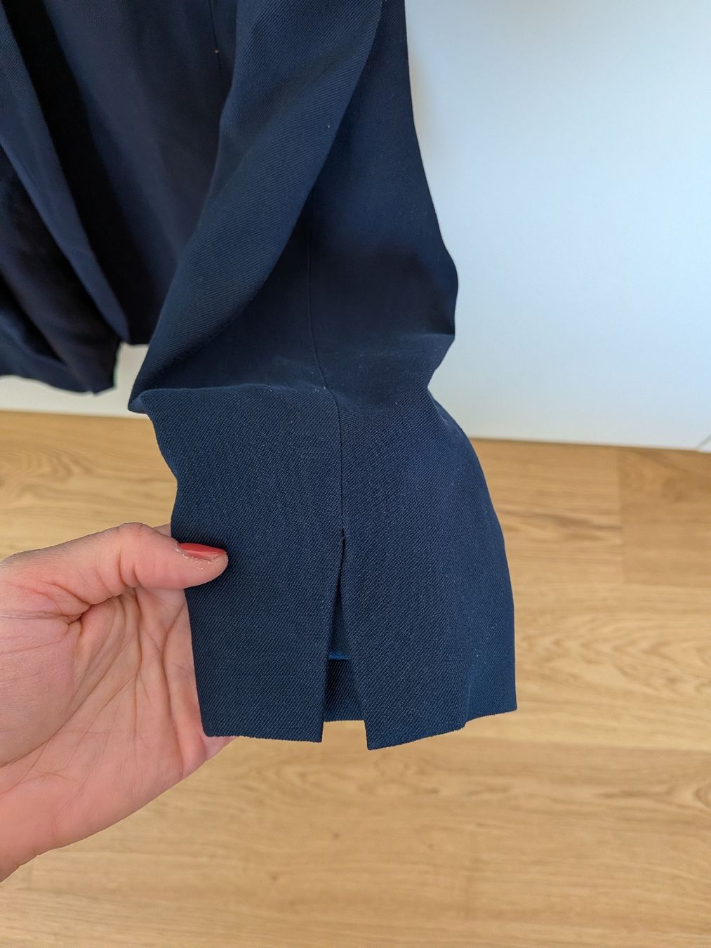 H&M Jacken: Blazer H&M dunkelblau Grösse 34 – Gebraucht aus Eschenbach SG von SanFranciscoCalifornia 1