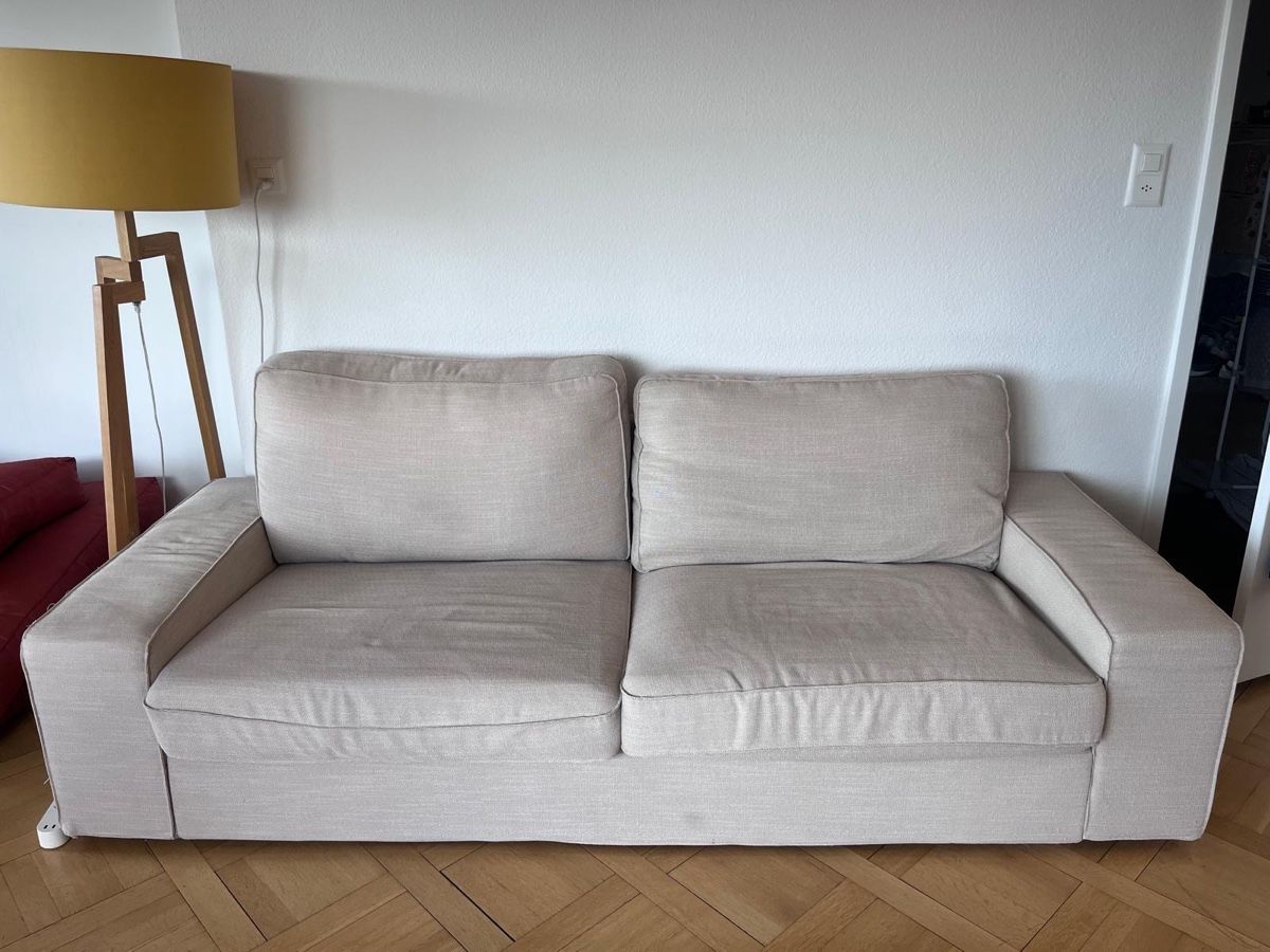 Divani: Beiges Sofa mit Pouf (3 Sitzer) – Usato da Zürich venduto da cel_8thy 1
