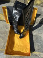 Fendi stivale pelle nero impreziositi da occhielli incisi