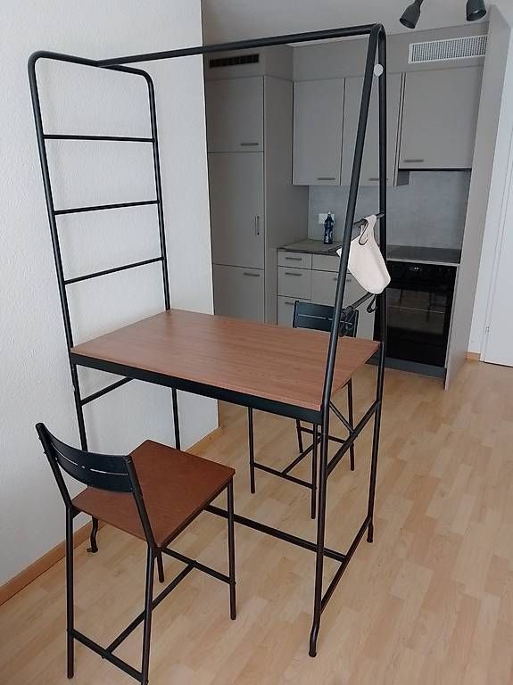 Tische: Barttisch inkl. 2 Hocker – Gebraucht aus Münsingen von Cindy_111