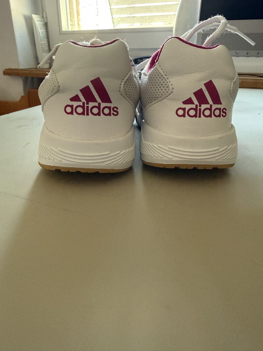 Adidas Scarpe da donna: Adidas Schuhe Grösse 38.5 – Usato da Biel/Bienne venduto da Jrsy_pha 3