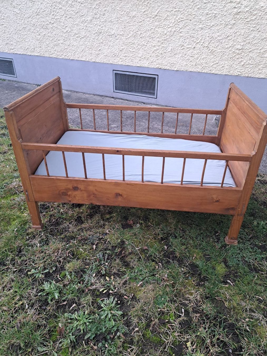 Culle: Schönes altes Babybett – Usato da Winterthur venduto da ale_kzd8 3