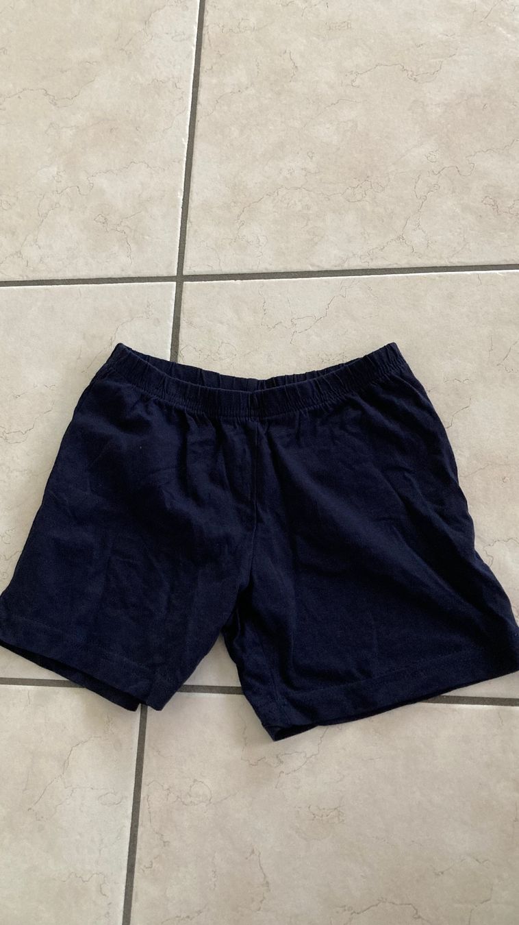 Hosen: Kurze Hosen grösse 110/116 – Gebraucht aus Zimmerwald von wuff81