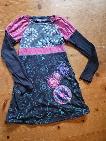 Desigual Kleid ca. 128, Ballonkleid