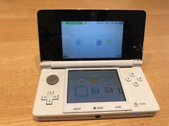 Nintendo Konsolen: Nintendo 3DS Farbe Ice White – Gebraucht aus Altbüron von zet_pnw5 1