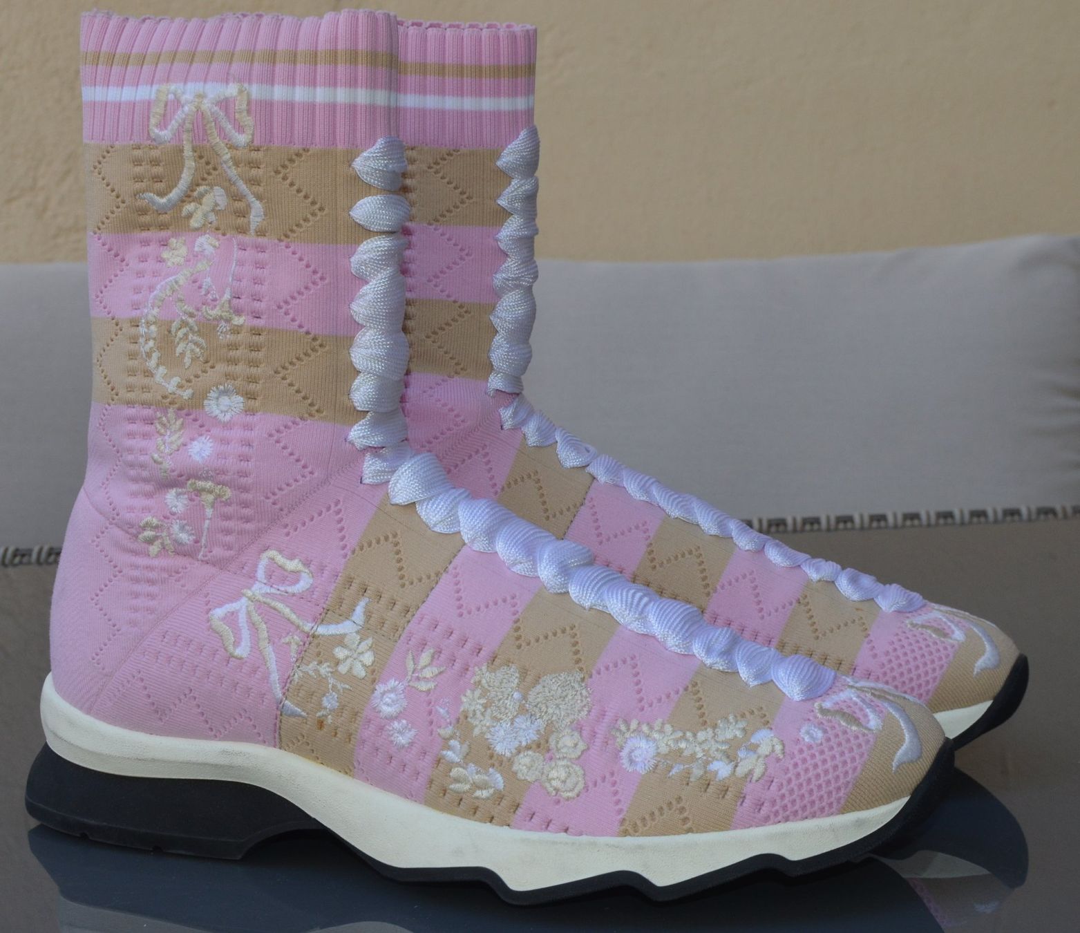 Fendi Scarpe da donna: Fendi Sneakers .38 – Usato da Collonges venduto da arashee 4