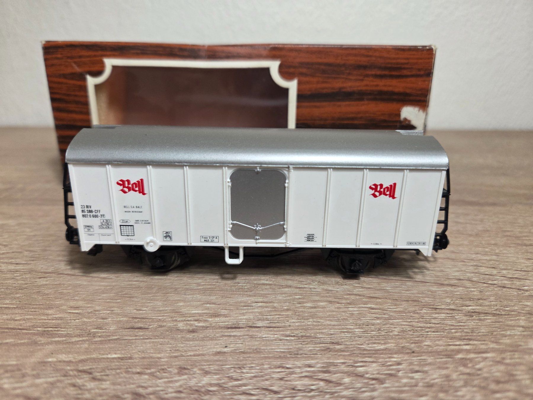 Liliput Modelleisenbahnen: Liliput 221 50 Güterwagen Bell SBB H0 – Gebraucht aus St-Aubin-Sauges von Lo_Go