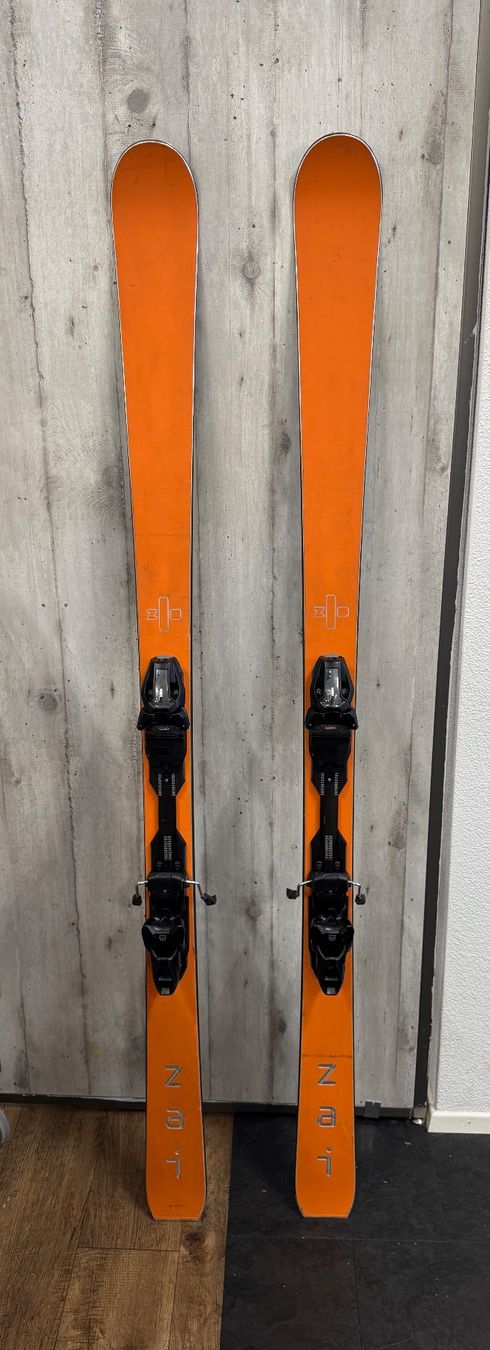 Zai Sci: ZAI Disruptor Orange 176 cm inkl. Bindung – Usato da Sursee venduto da rap_6ztg