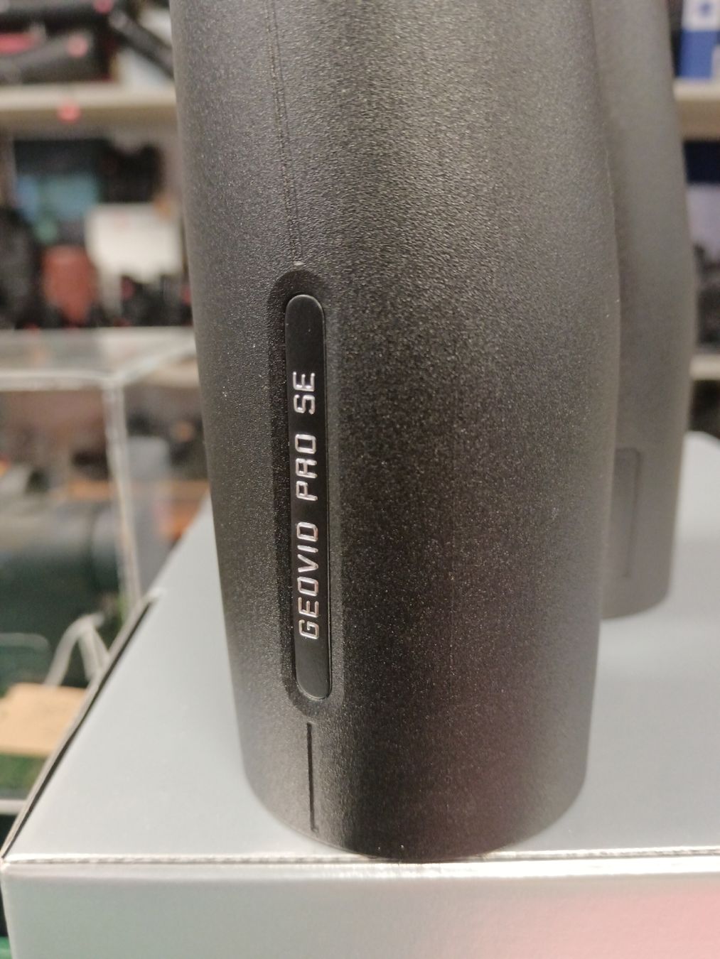 Leica Binocoli: Leica Geovid HD 10x42 PRO SE  – Nuovo e nell'imballaggio originale da domodossola venduto da Fernglaser 1