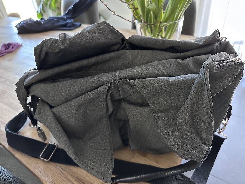 Lässig Borse & Zaini: Lässig Wickeltasche – Usato da Hausen AG venduto da Martata 1