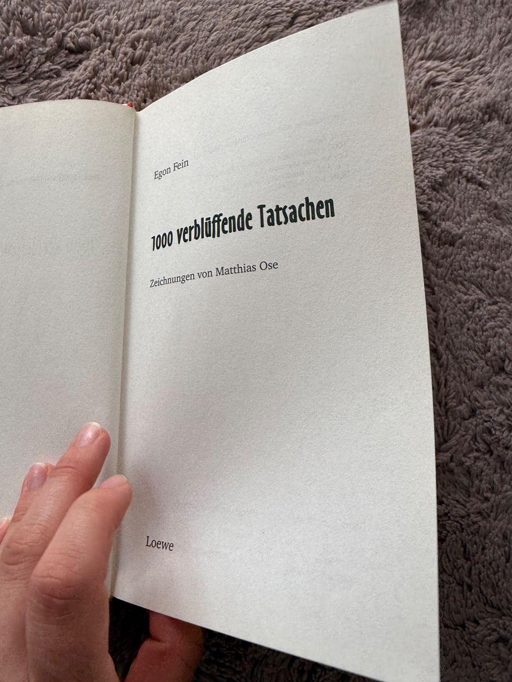 Libri: 1000 verblüffende Tatsachen - – Usato da Riehen venduto da edu_92w7 1