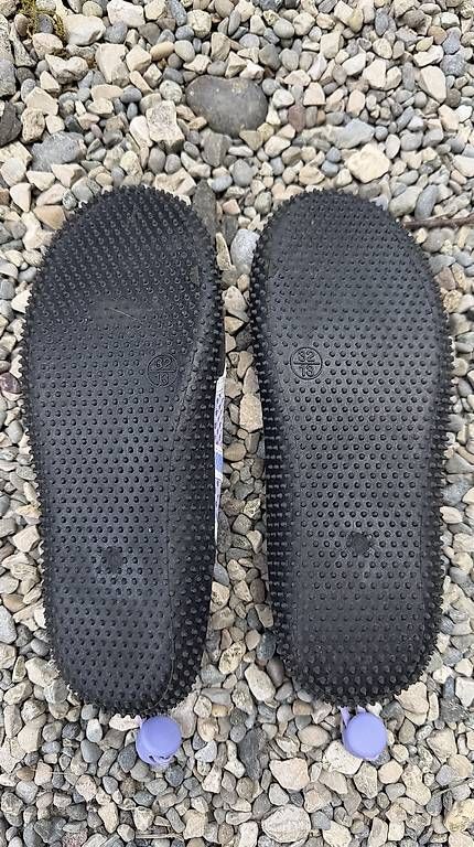 Scarpe per ragazzi: Wasserschuhe Gr. 32 – Usato da St. Gallen venduto da Ichwillsbillig 1