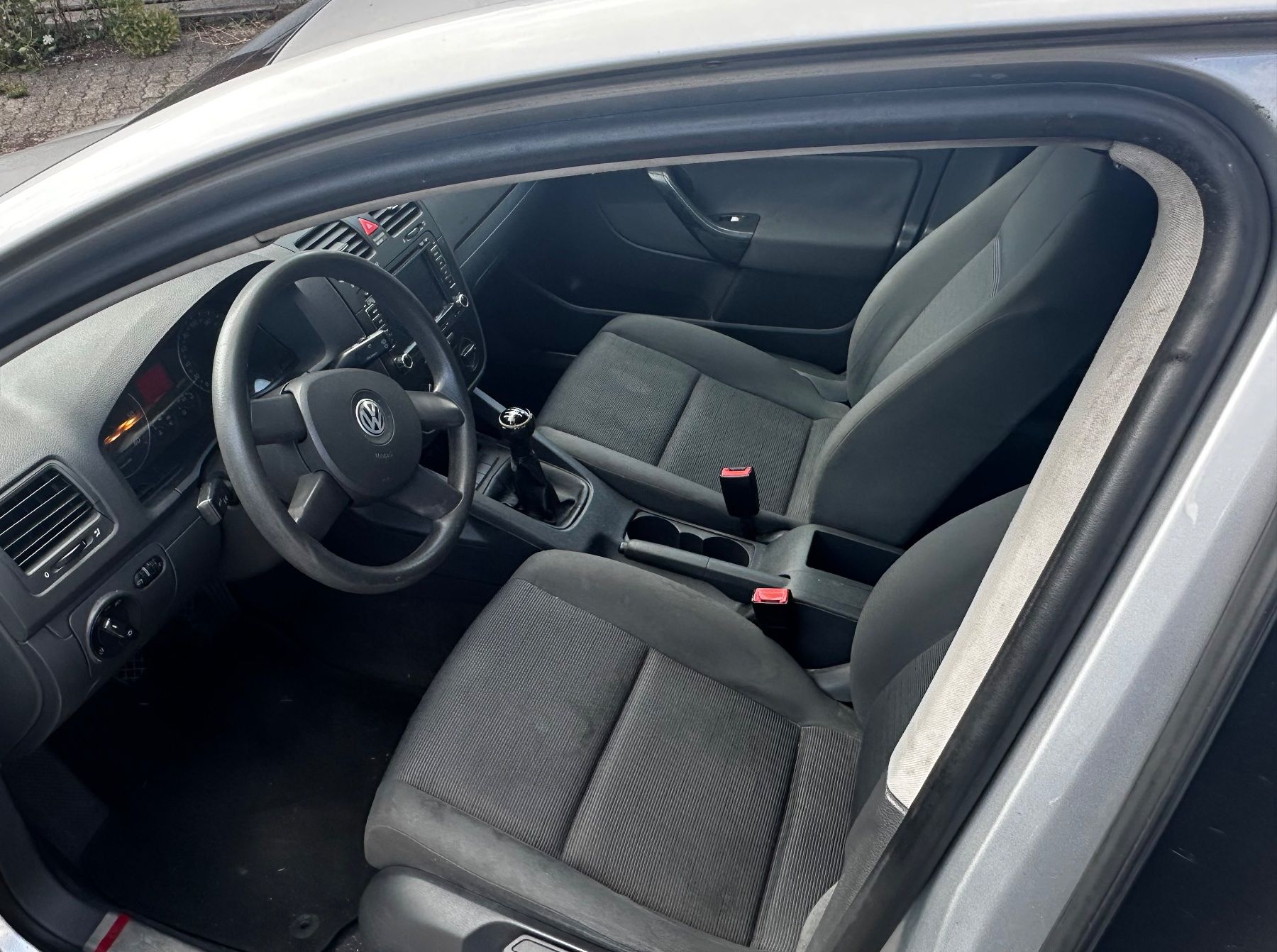 VW Autos: VW Golf 5 1.9 TDI - AB 1 FR. – Gebraucht aus Jona von NIVO_GARAGE 4