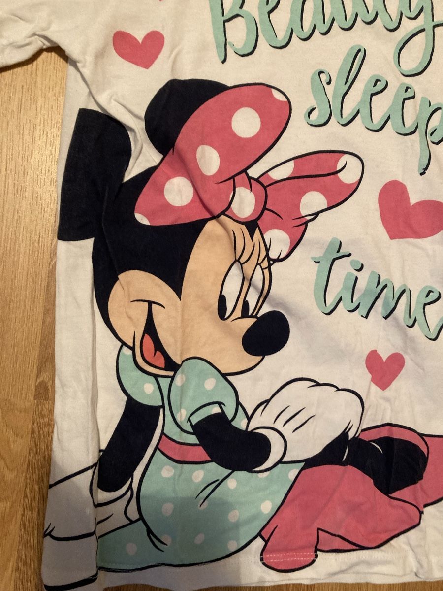 Pyjamas & Ähnliches: Minnie Mouse Shorty Pyjama Gr. 122/128 – Gebraucht aus Emmenbrücke von JJ_89 1