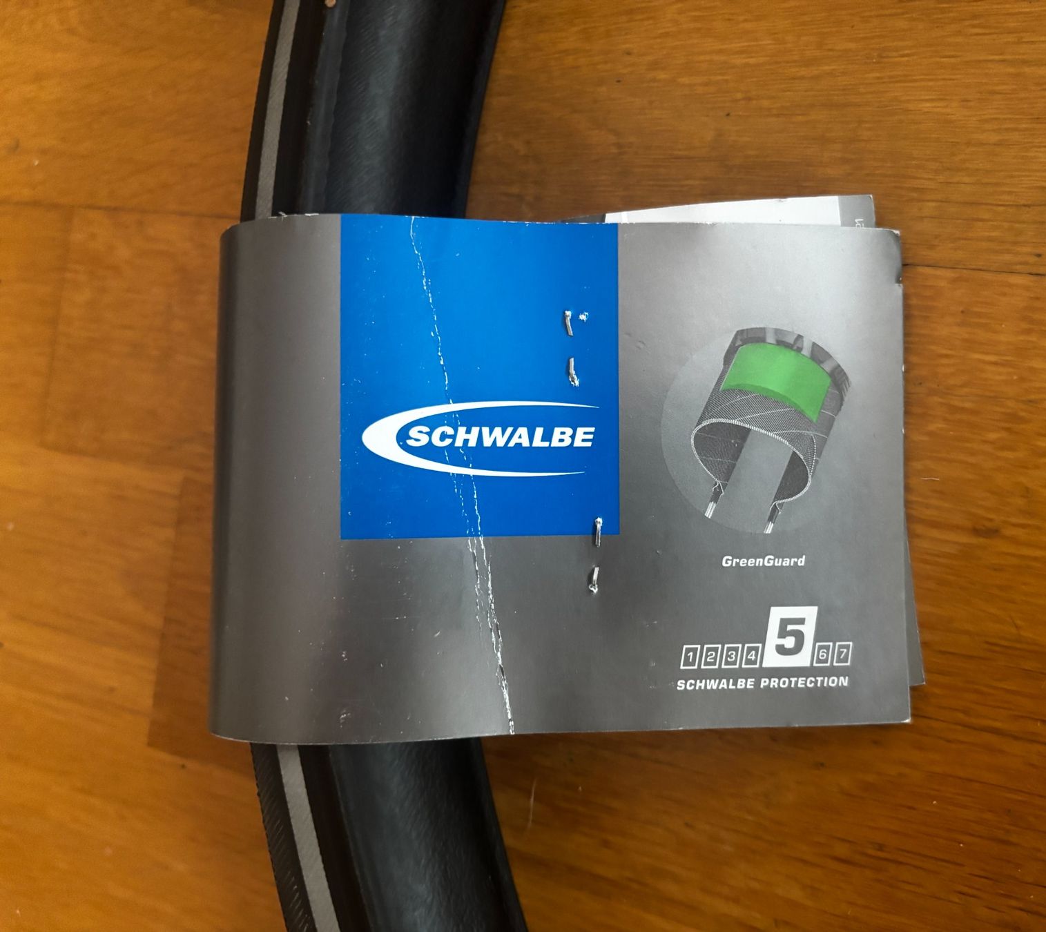 Schwalbe Pneus & Kompletträder: Schwalbe E-Bike Performance Reifen 28" - FABRIKNEU! – Neu (gemäss Beschreibung) aus Zürich von Piner 3