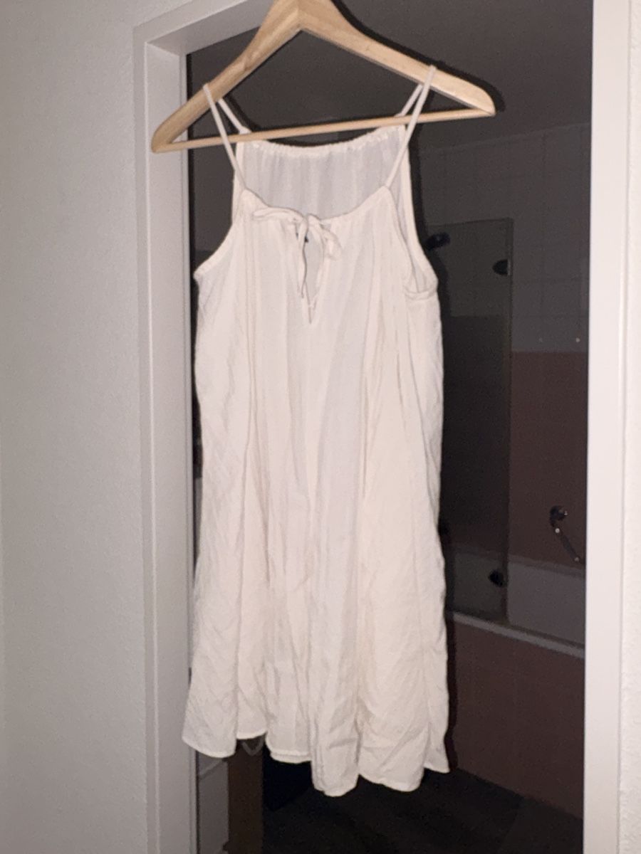 H&M Robes: Robe d'été légère écru taille s – Neuf (Voir description) à Morges par Lou15 1