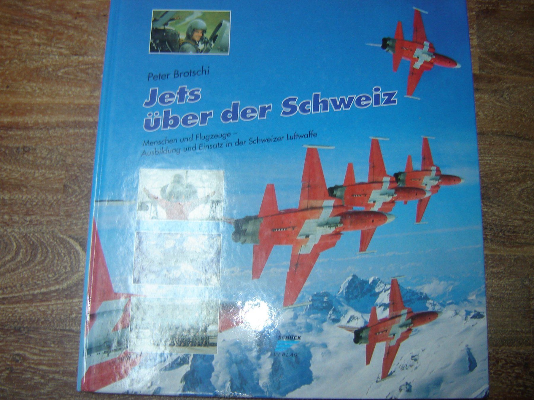 Libri: Jets über der Schweiz   Flugzeugbuch – Usato da Allenwinden venduto da Wm26