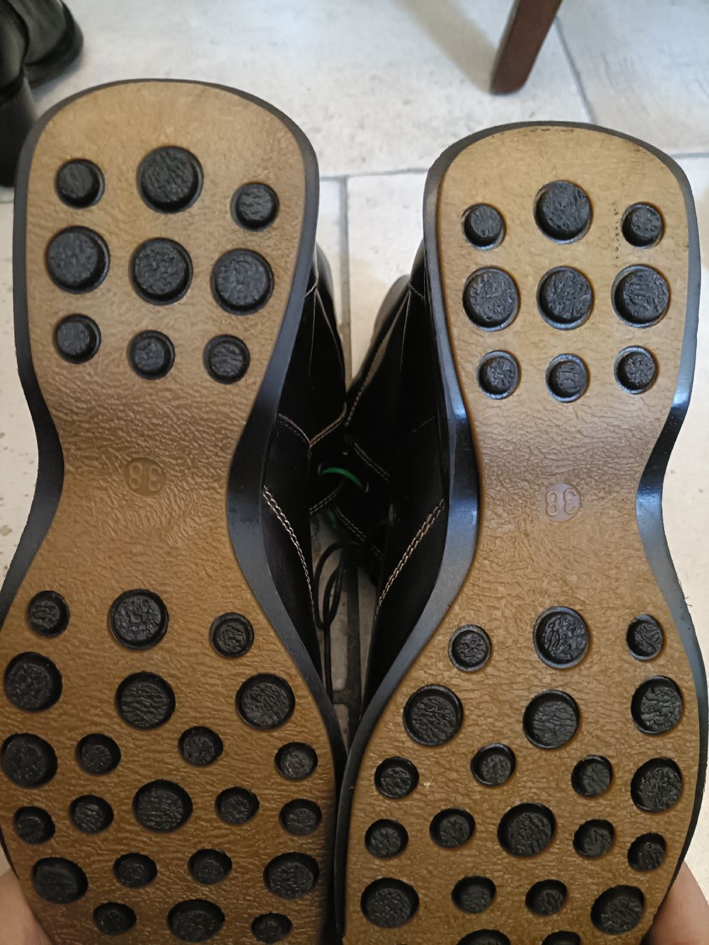 Damenschuhe: scarpe donna numero 38 – Gebraucht aus Lostallo von cha_lx5j 3