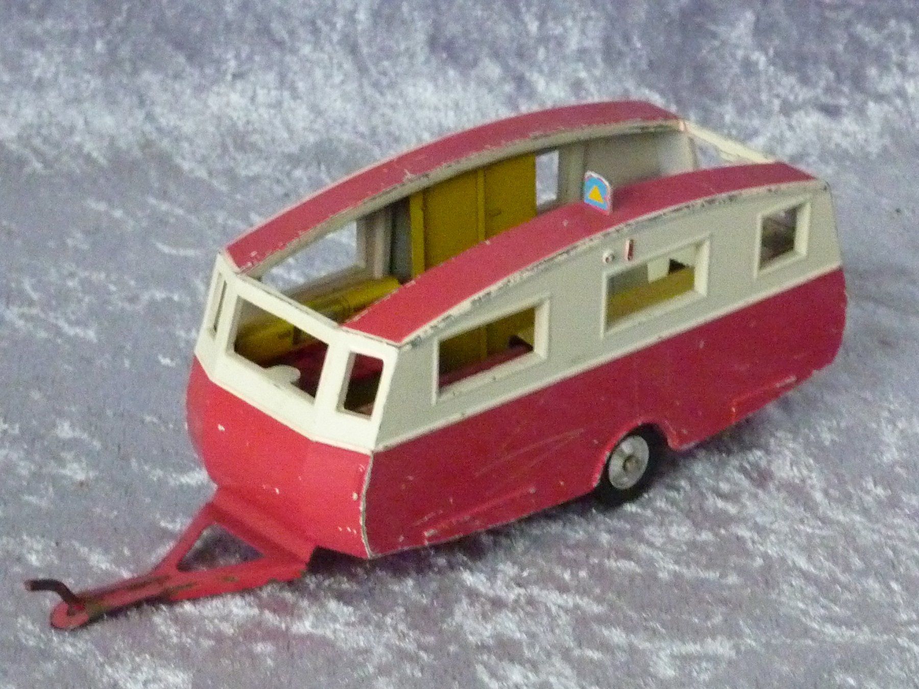 Dinky Toys Modellini d'auto: Caravan Camping CIJ  1:43 – Difettoso da Dürrenäsch venduto da modellautos4you