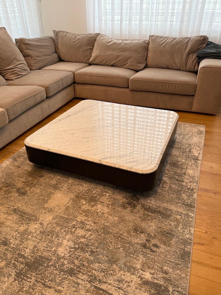 Tische: Couchtisch mit Marmor Steinplatte – Neu (gemäss Beschreibung) aus Wil SG von kal_q9nz