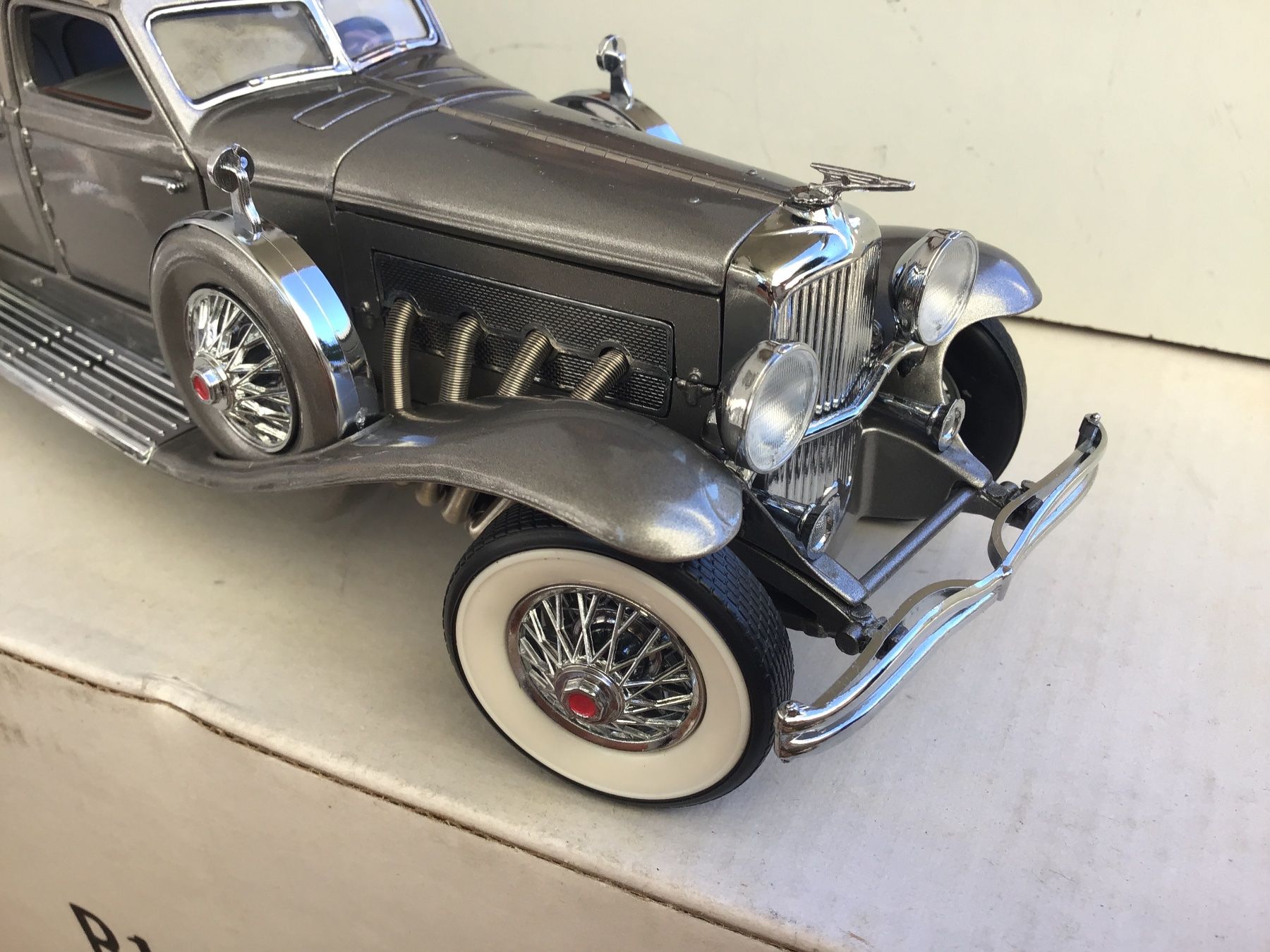 Franklin Mint Modellautos: Duesenberg II 1930 Modellauto, 1:24 Franklin Mint – Neu (gemäss Beschreibung) aus Männedorf von Modelle-aller-Art 1