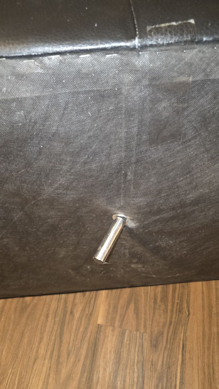 Sofas: Sofa + Sessel – Gebraucht aus Grenchen von Akarrgaming 2