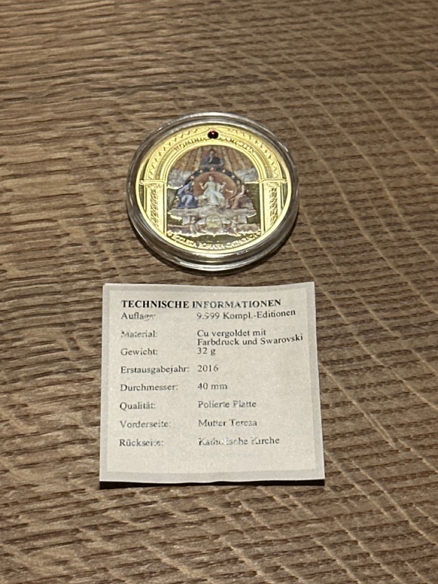 Mutter Teresa Gedenkmünze, vergoldet, Swarovski, 2016 (Neu und ...