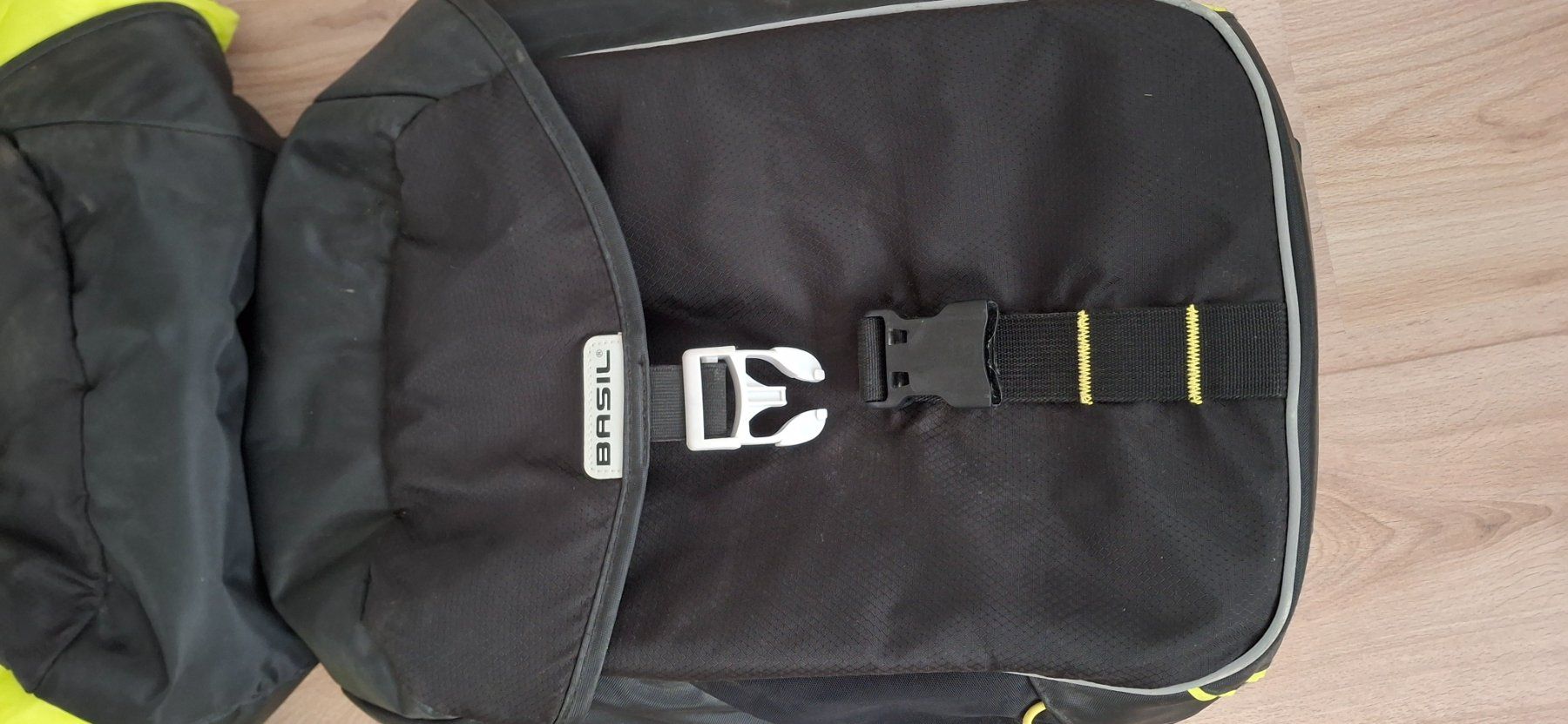 Pezzi di ricambio: Fahrradgepäcksystem von THULE und BASIL – Usato da Dintikon venduto da Boenti 1