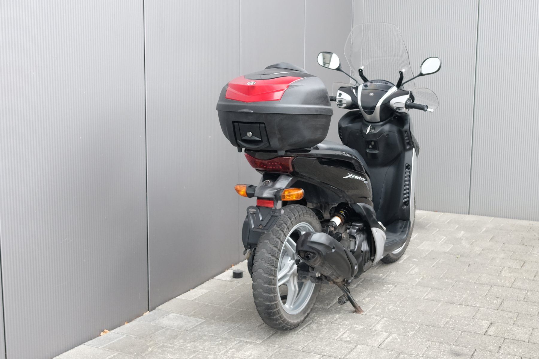Yamaha Scooter: Yamaha HW125 Xenter – Usato da Sargans venduto da pirelli146 4