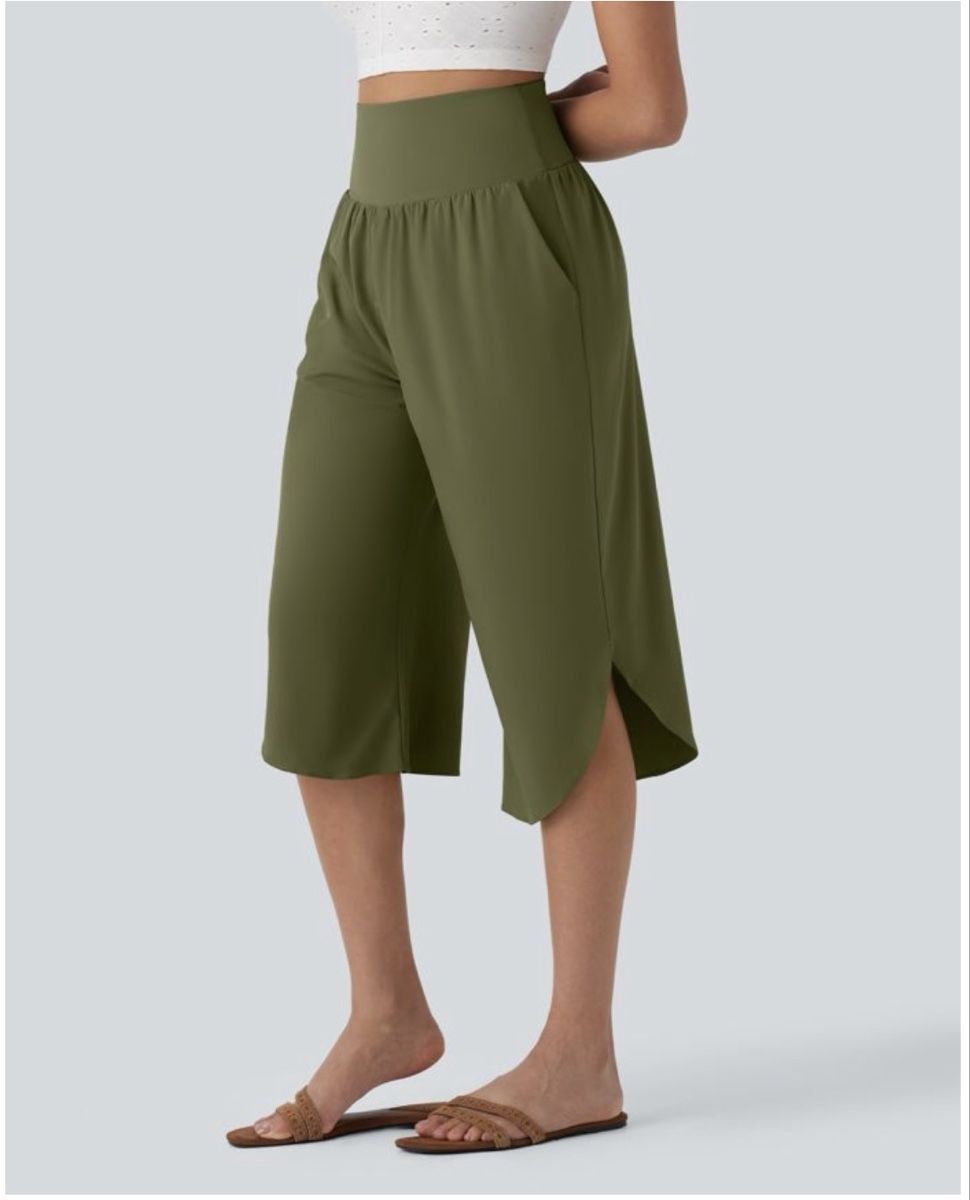 Halara Pantalons: Halara Capri Hose M – Neuf (Voir description) à Hasliberg Goldern par Mejolo