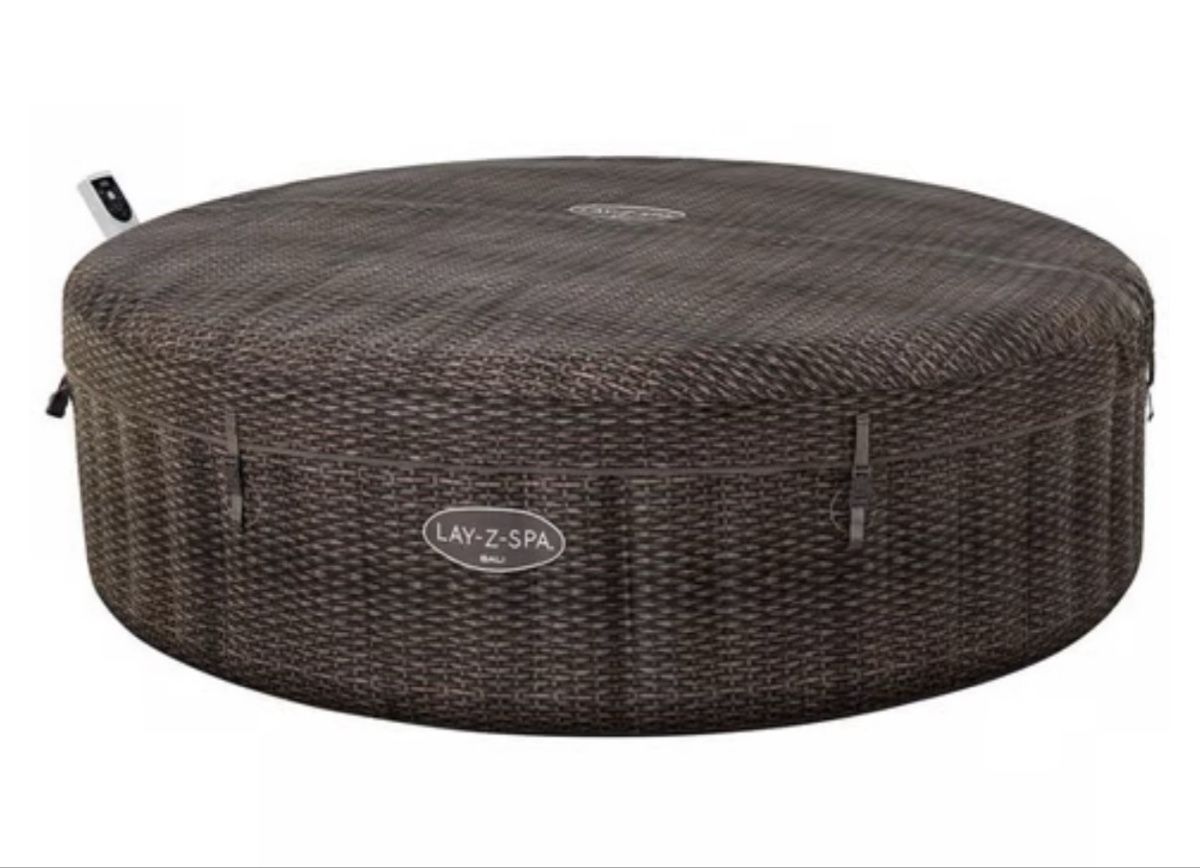 Whirlpool: Jacuzzi Lay-z-spa – Usato da S. Vittore venduto da mat_tq5y