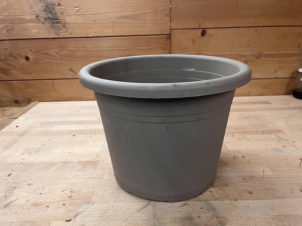 Blumentöpfe: Blumentöpfe  – Gebraucht aus Güttingen von sab_vg9p 1