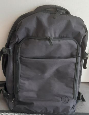 Grosser Rucksack H 55cm B 40cm mit vielen Fächern NEU