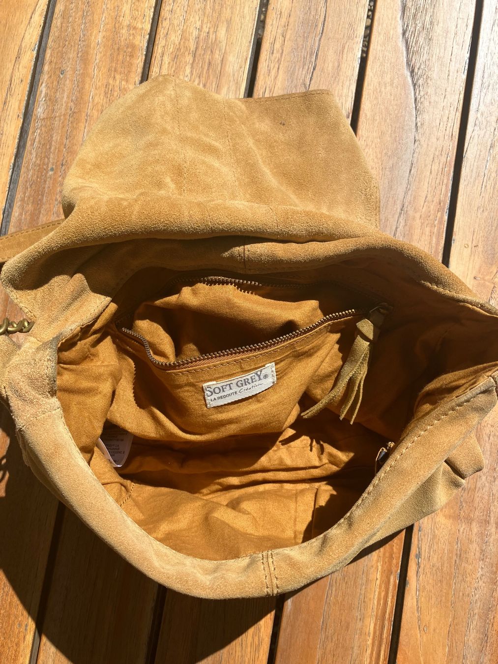 Taschen für Damen: Sac à bandoulière en daim – Gebraucht aus Chavannes-des-Bois von mai_pfq6 2
