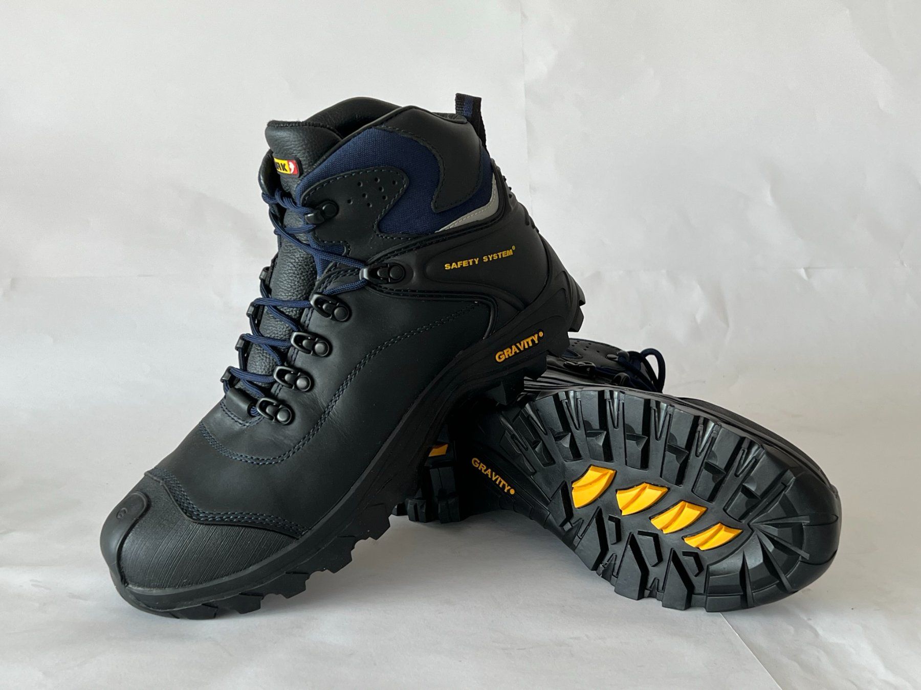 Scarpe da uomo: Chaussures de sécurité BAAK 6684 size 45 – Nuovo e nell'imballaggio originale da NYON venduto da artnetgallery