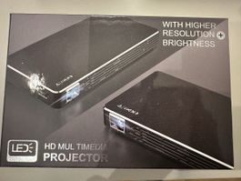 OTHA Mini LED Projektor HD Multimedia neu mit Zubehoer