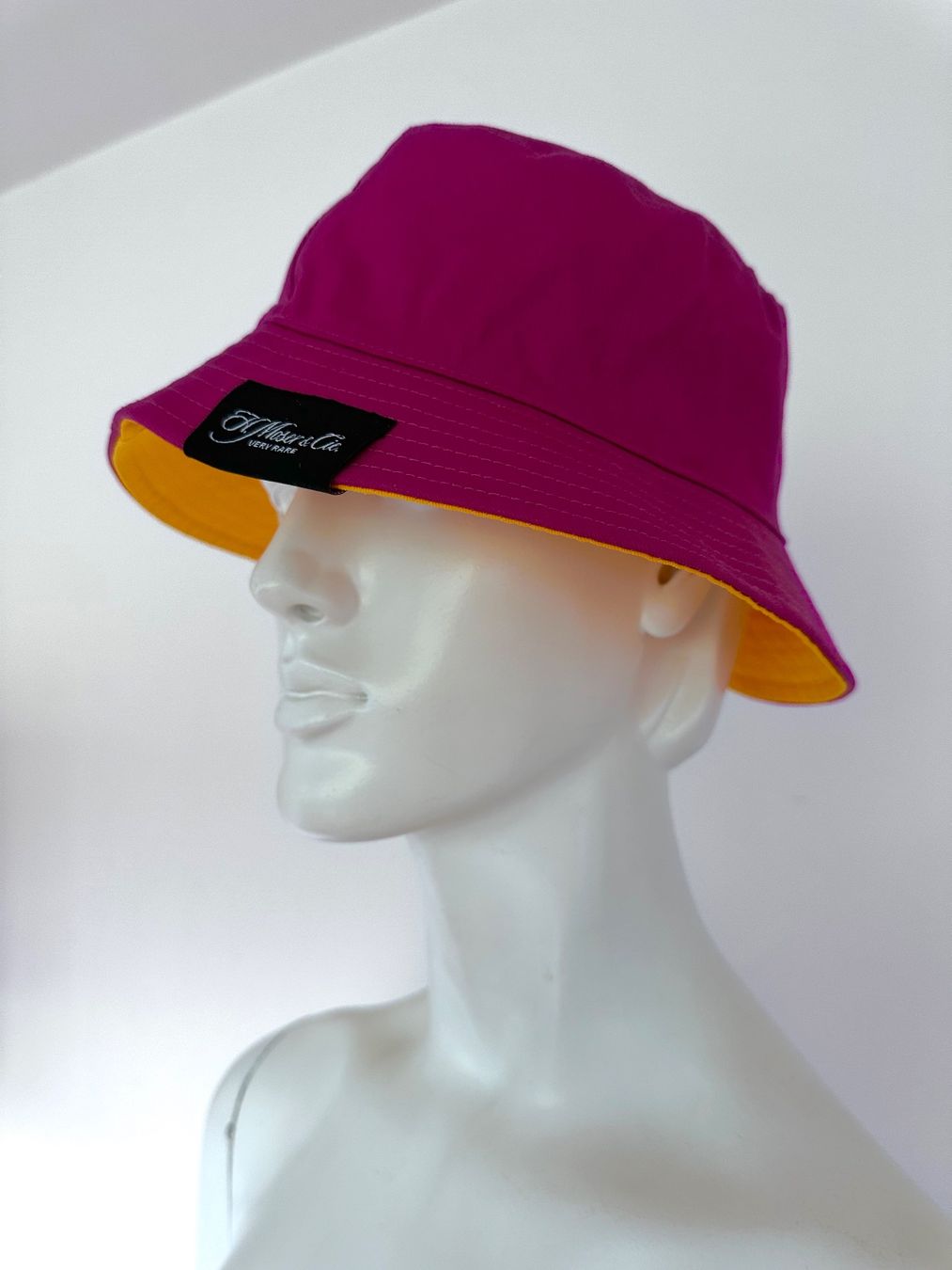 Copricapi, berretti & cappellini: NEW > Moser & Cie x Studio Underd0g Bucket Hat Hut – Nuovo e nell'imballaggio originale da Zürich venduto da smackpix