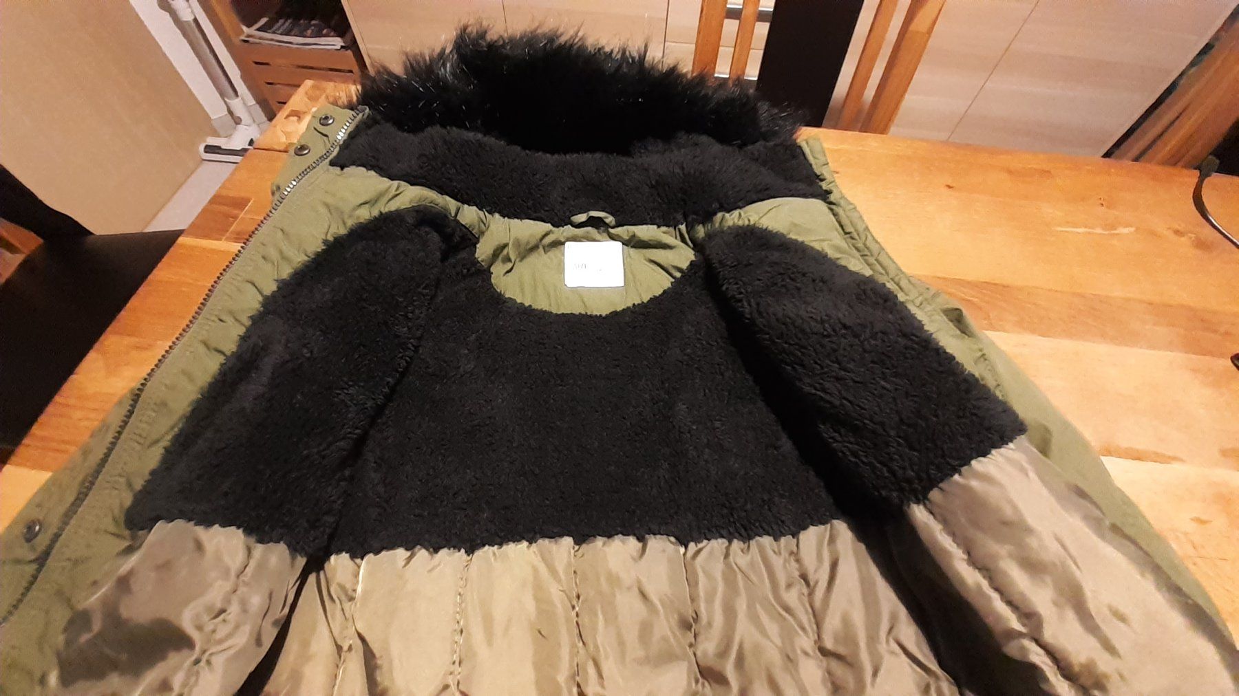 Giacche & Cappotti: neu: Parka / Winterjacke Gr. 170/176 – Nuovo (secondo la descrizione) da Urtenen-Schönbühl venduto da Chaeppeler 2