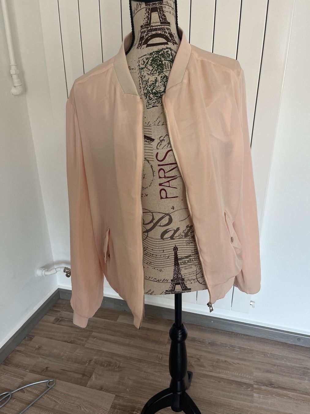 Zebra Giacche: Veste rose ZEBRA – Usato da Le Locle venduto da Mayd_h